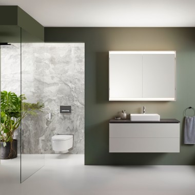 Geberit ONE banyoda Geberit AquaClean Mera Comfort akıllı klozet